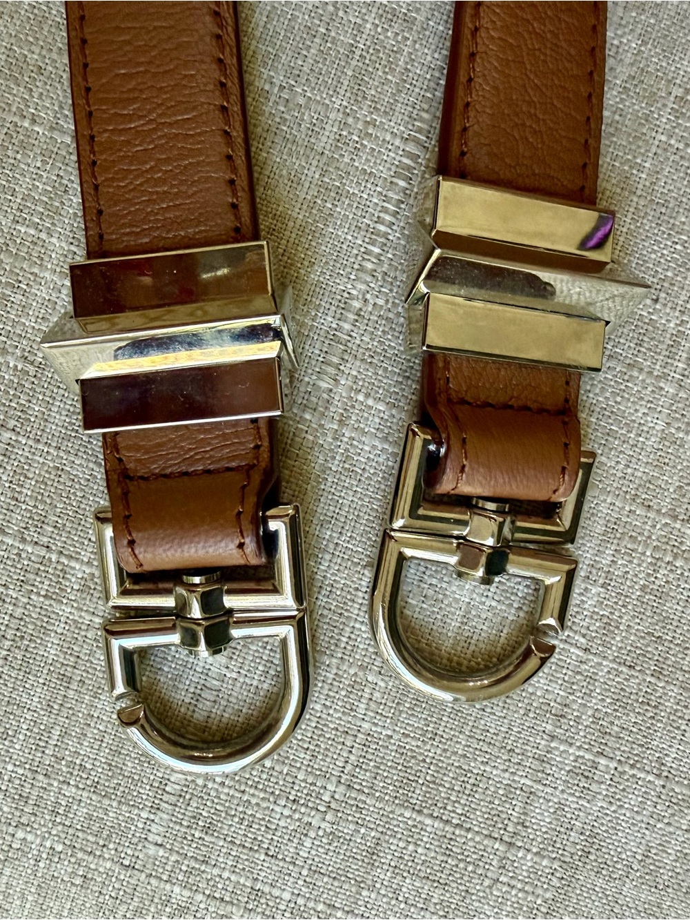 Givenchy Antigona Small in highly sought after Tan Color - Picture 10 of 11